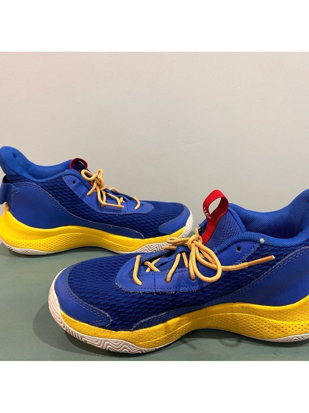Under Armour Youth 4.5 Curry 3Z7 Basketball Shoes - Picture 11 of 12
